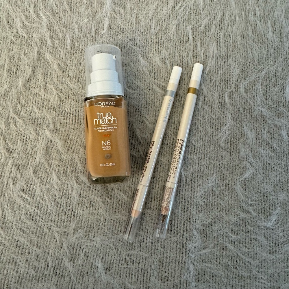 L'Oreal Paris True Match Liquid Foundation Medium N6 and 2 Pencils